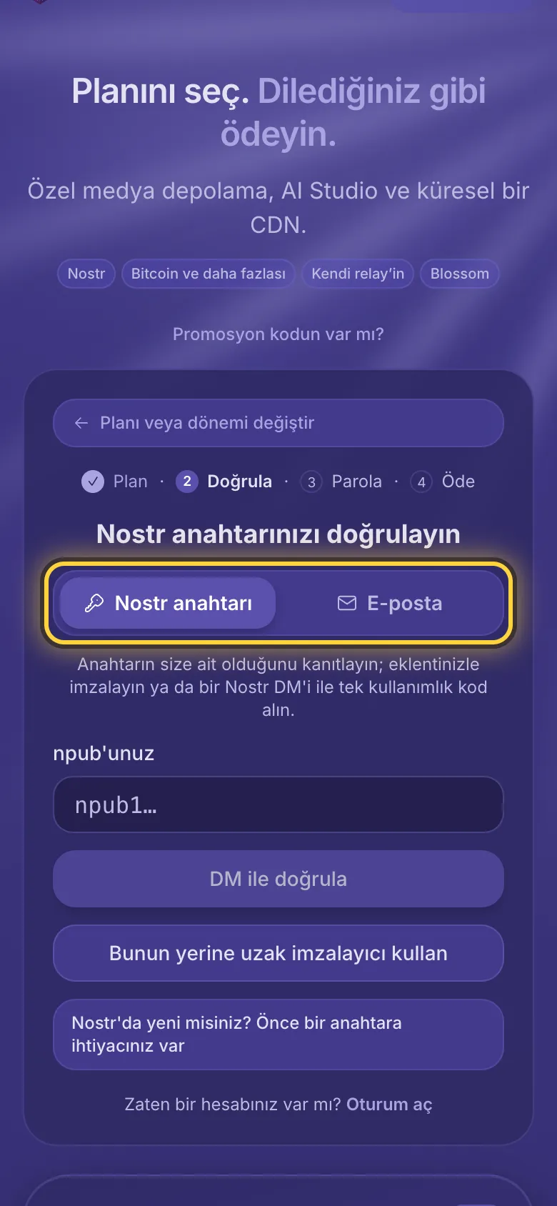 Kayıt: Nostr anahtarı ile e-posta adresi arasındaki seçim daire içine alınmış.